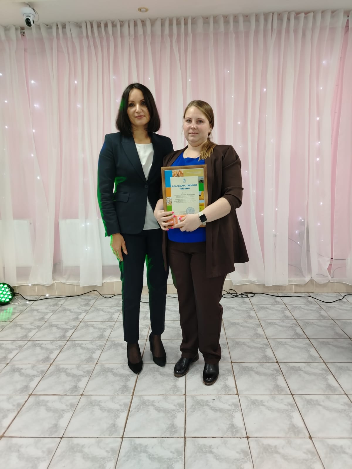 Администрация Чайковского округа вручила награды сотрудникам "Птицефабрики Чайковская" Администрация Чайковского округа вручила награды сотрудникам "Птицефабрики Чайковская"