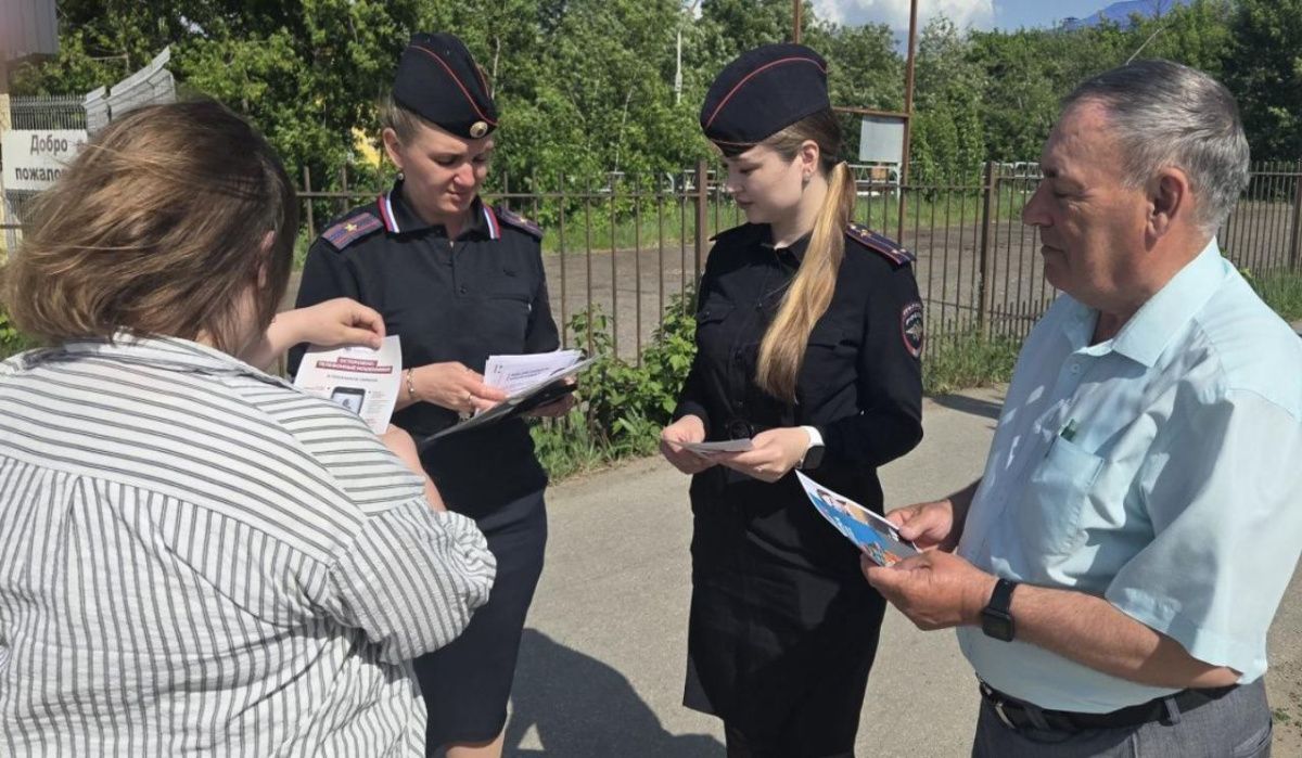 Полиция, общественники и дружина Чайковского проводят профилактические беседы с жителями
