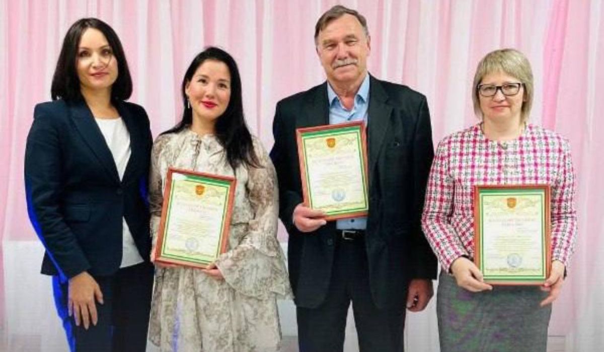 Администрация Чайковского округа вручила награды сотрудникам "Птицефабрики Чайковская"