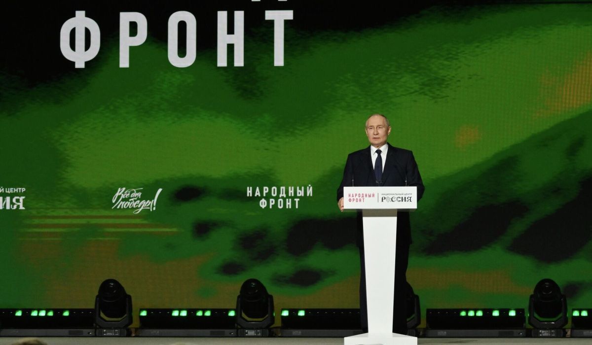 Путин обсудит с кабмином командировки врачей в зону СВО