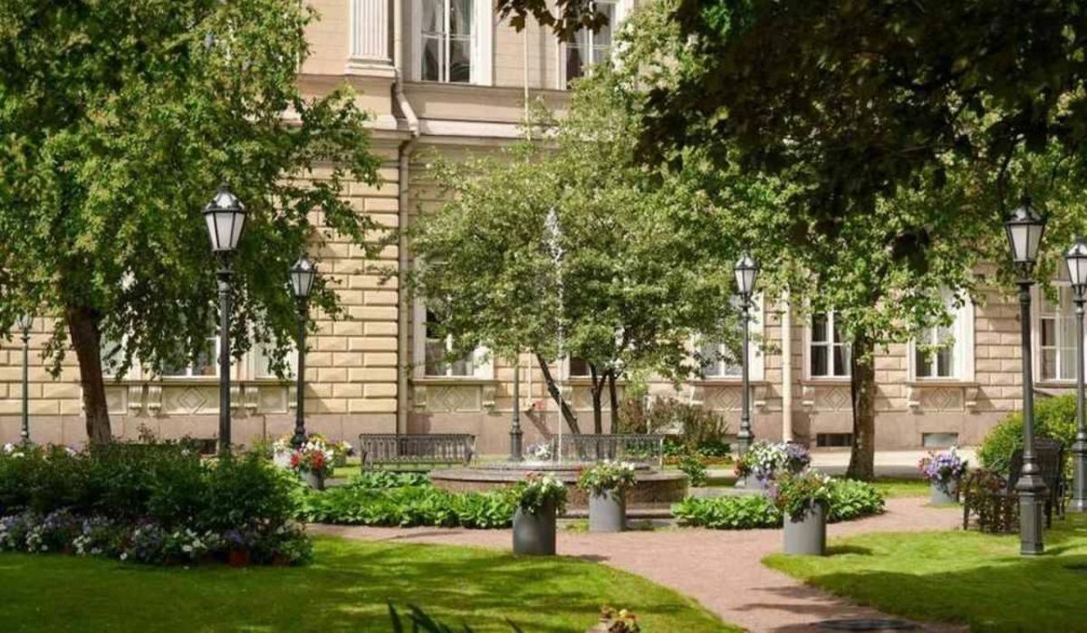 Сад Мариинского дворца открывают для посетителей