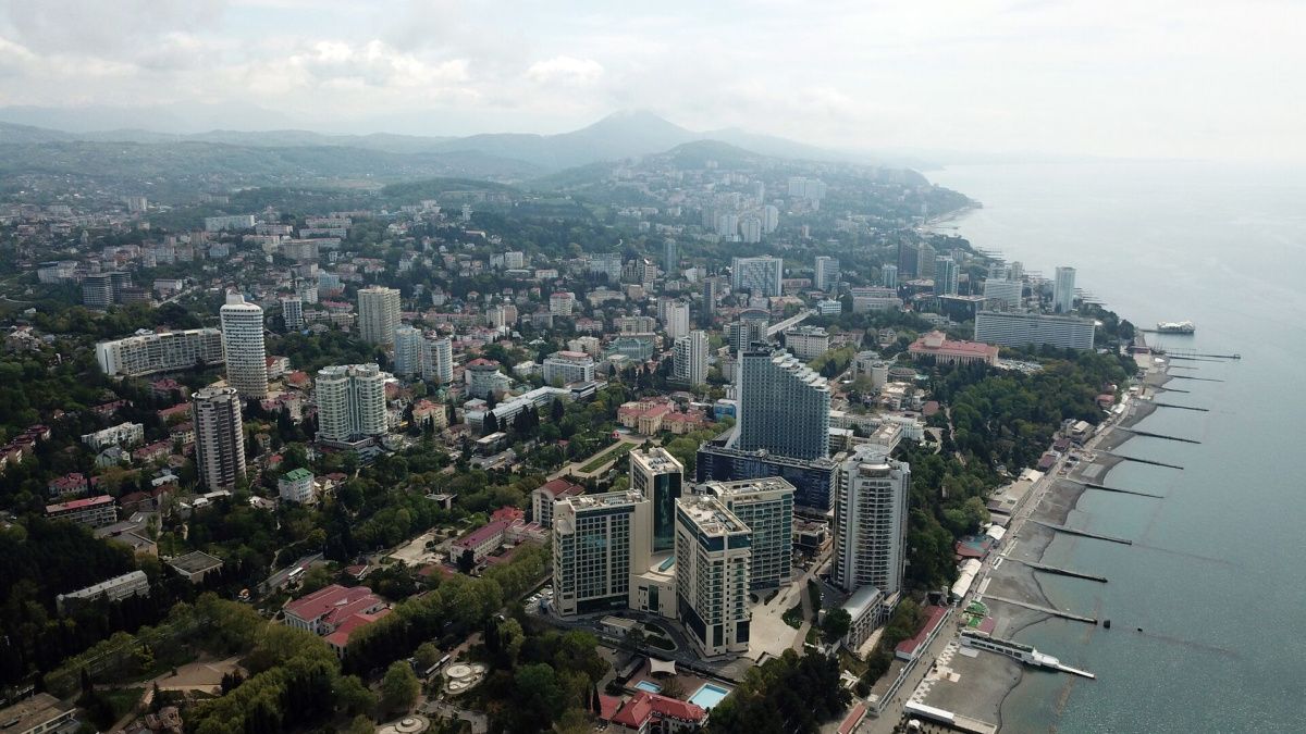 В Сочи женщина бросила без присмотра 4-х малолетних детей