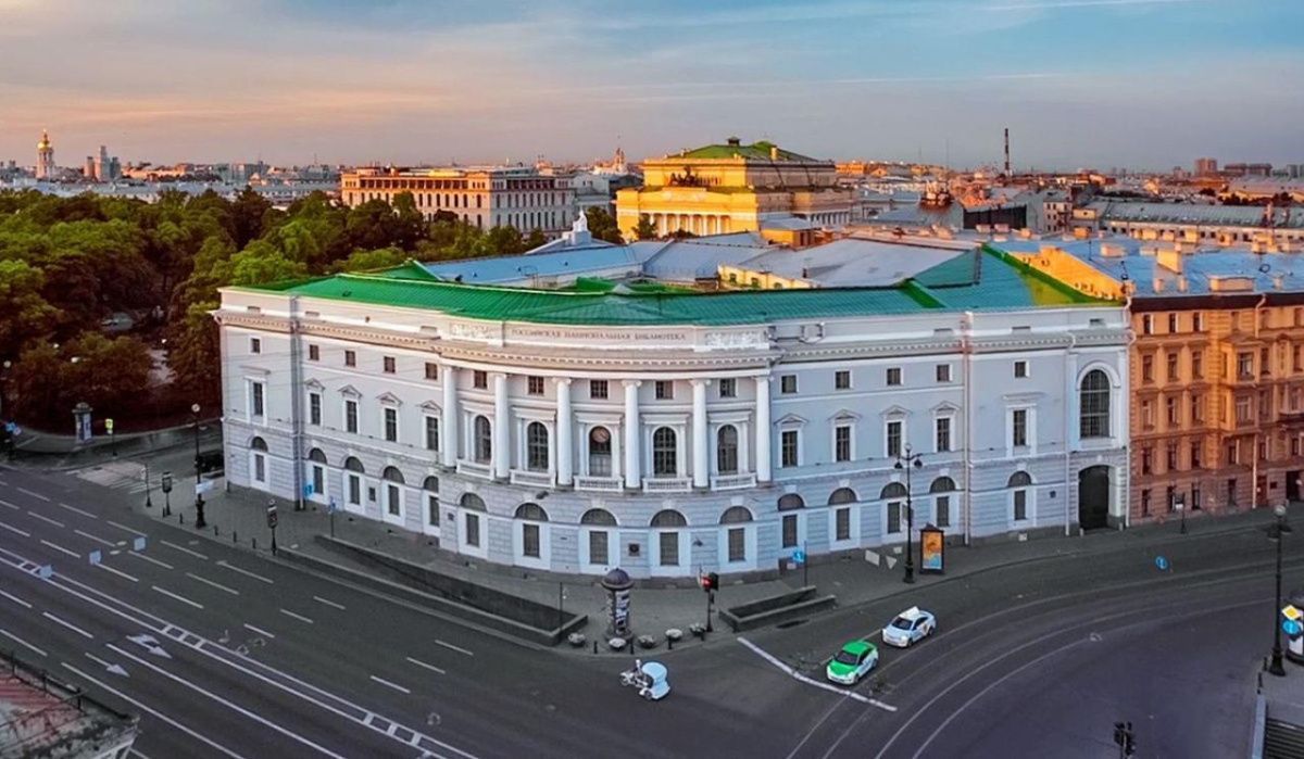 В Петербурге стартовала Неделя методических семинаров