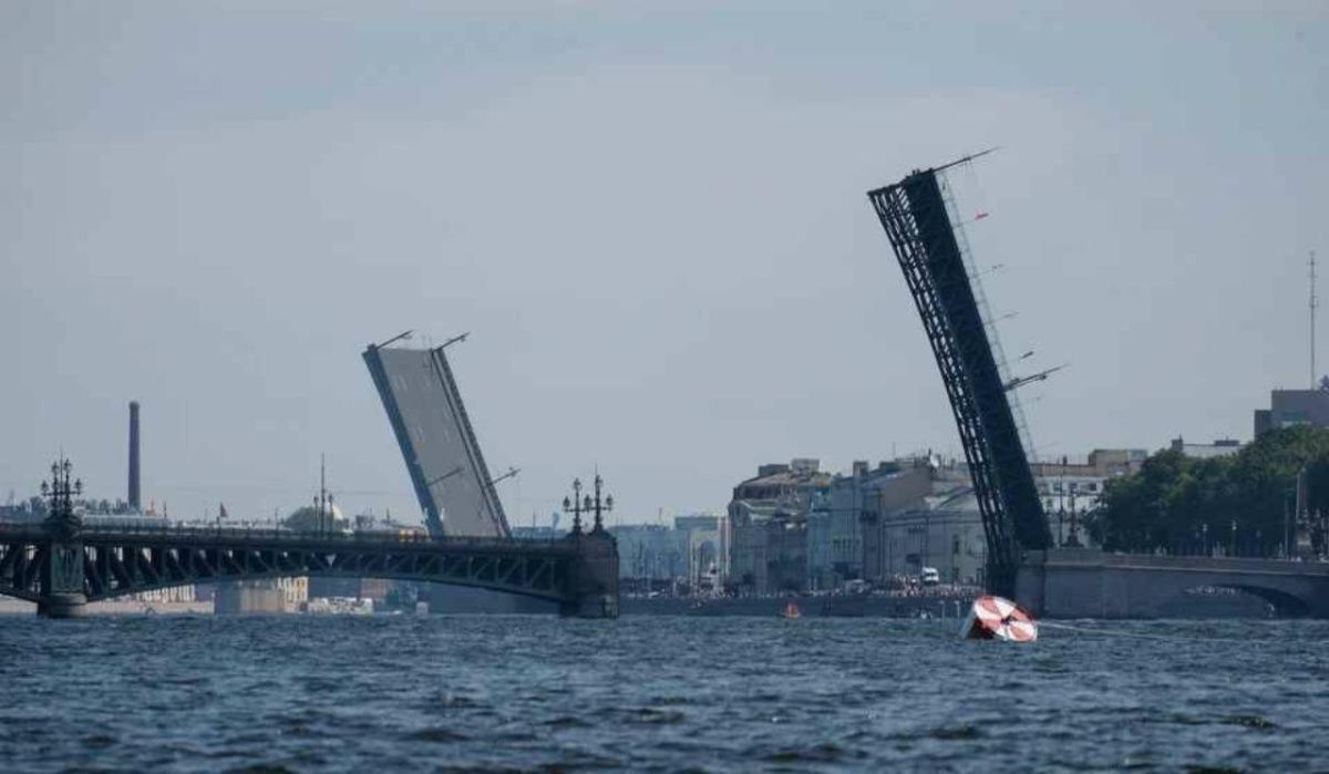 Тоннель начнут строить у моста Александра Невского в Петербурге