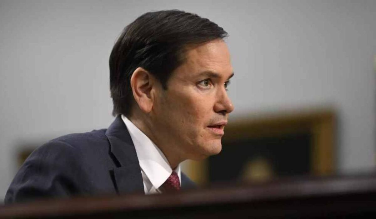 Госсекретарь США поздравил граждан России с Днем России