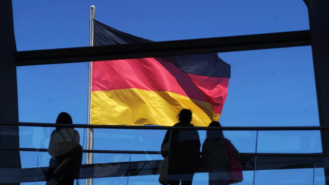 Германия начала отбор газа из газохранилищ