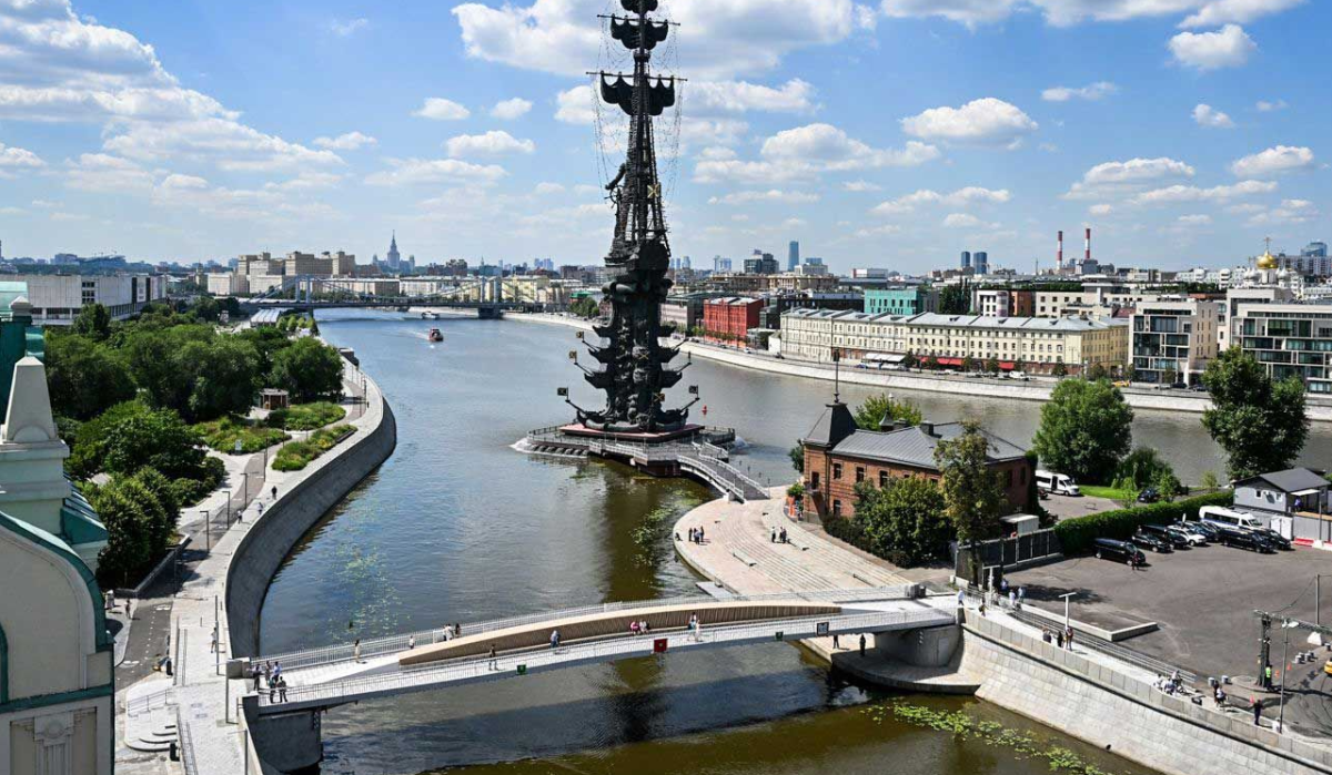 Собянин раскрыл планы по строительству пешеходных мостов в Москве до 2027 года