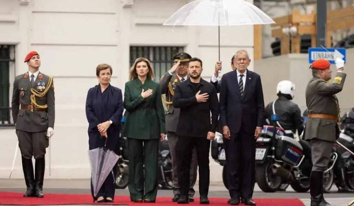 Зеленский опозорил свою жену Елену в Вене