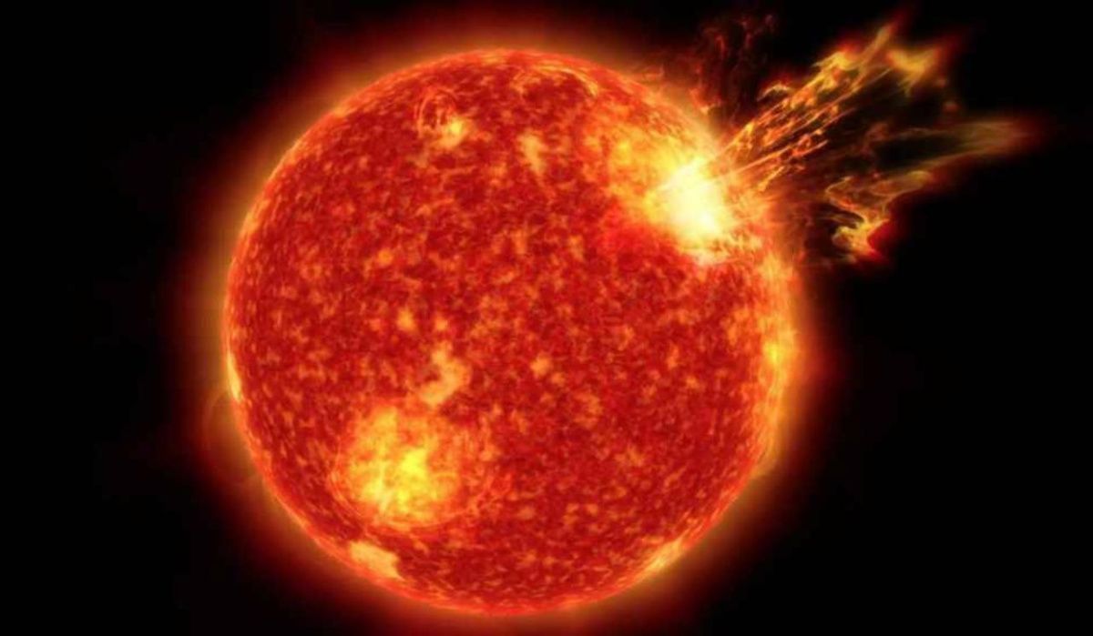 Мощная вспышка на Солнце: последствия для Земли и прогнозы ученых